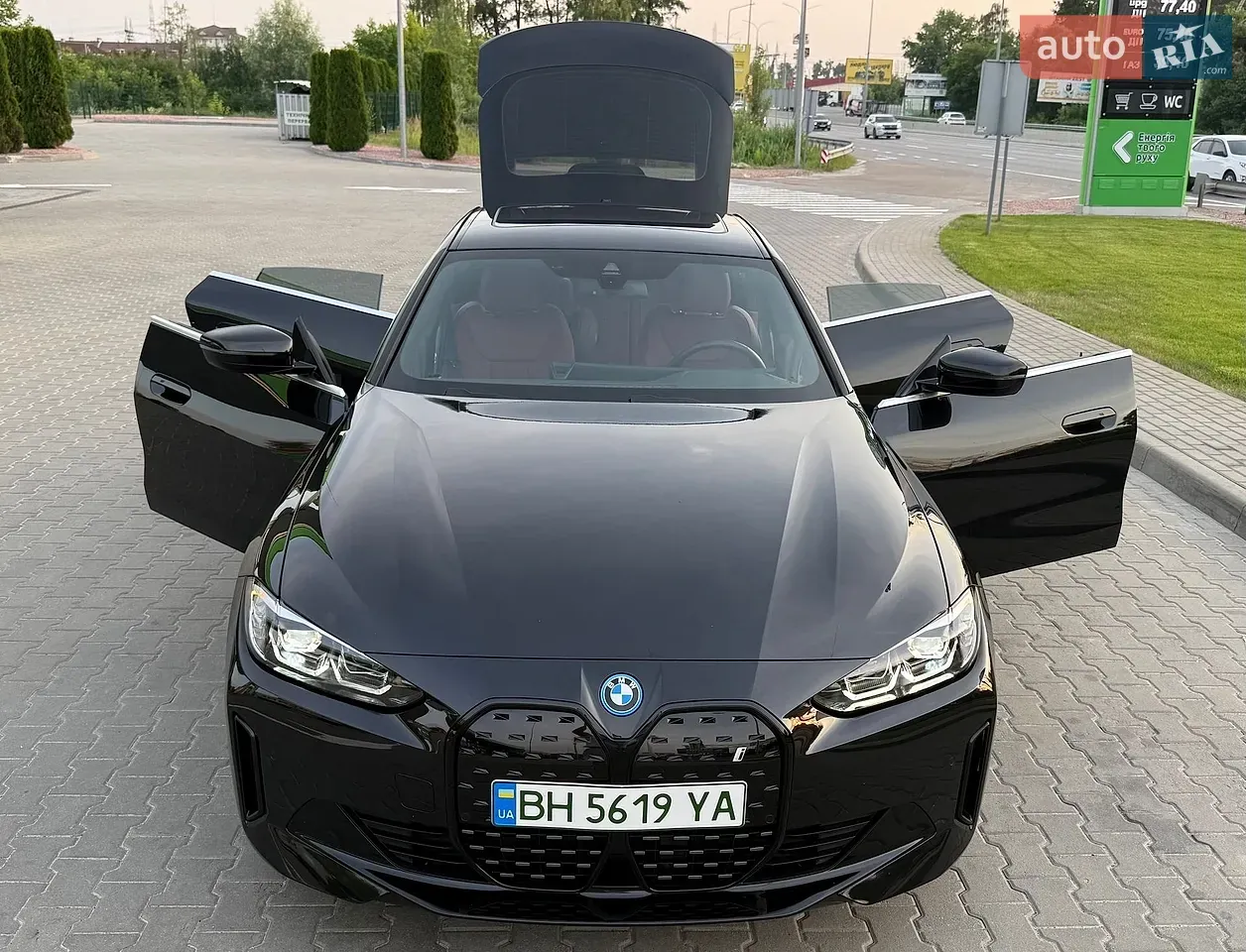 BMW I4