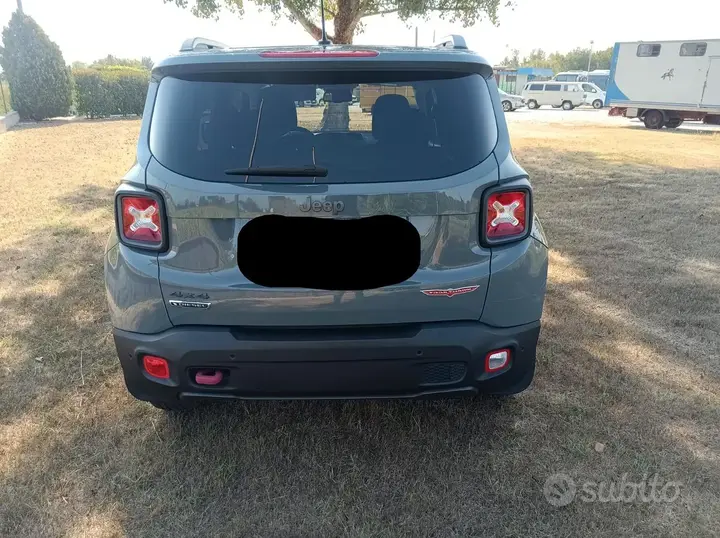 Jeep Renegade 2015 photo 3