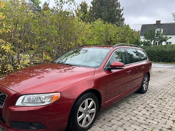Volvo V70 2013 photo 3