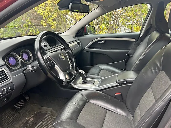 Volvo V70 2013 photo 5