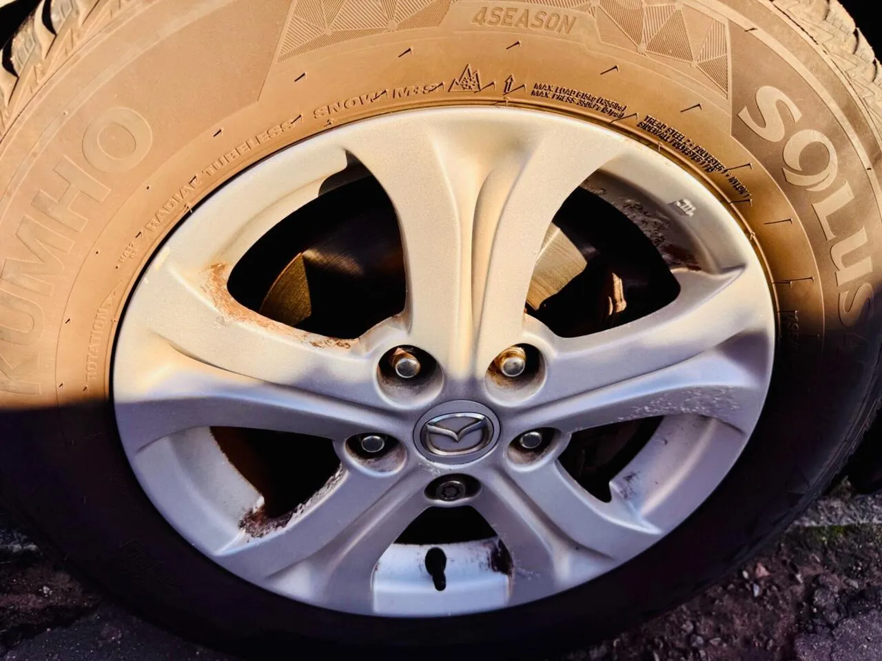 Mazda Mazda3 2011 photo 5