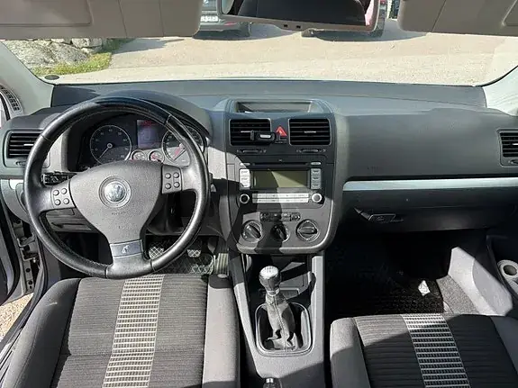 Volkswagen Golf 5 2008 photo 4