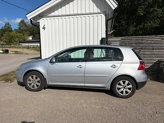 Volkswagen Golf 5 2008 photo 2