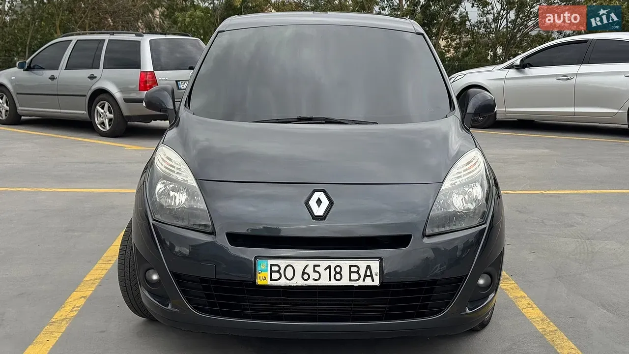 Renault Grand Scenic 2010 photo 3