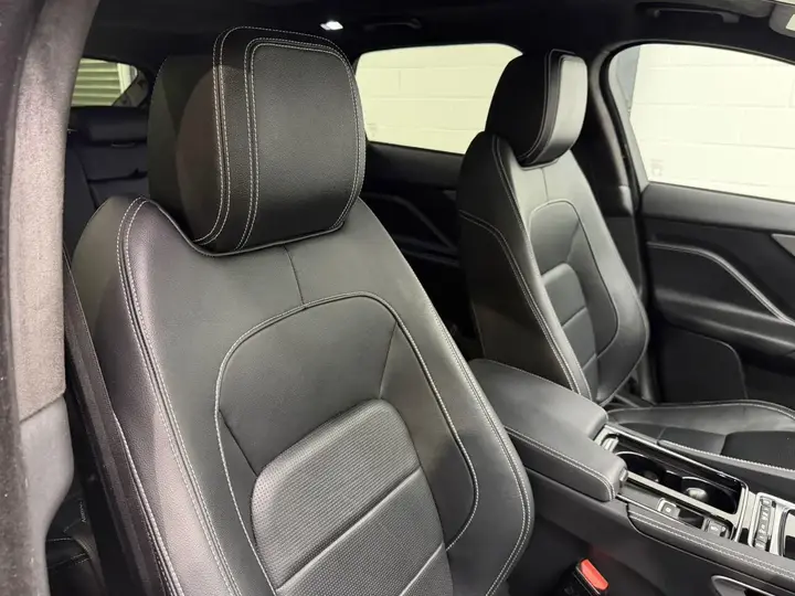Jaguar F-Pace 2020 photo 4