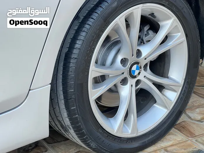 BMW 5 Series 2012 photo 3