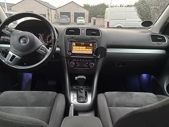 Volkswagen Golf Vi 2010 photo 5