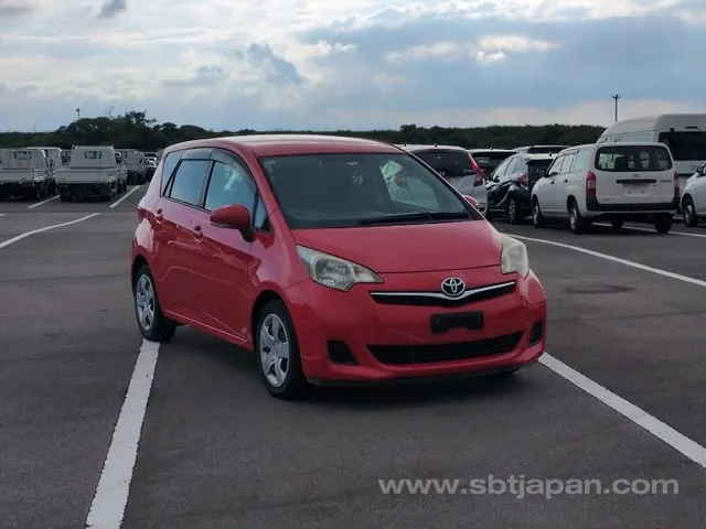 Toyota Ractis G