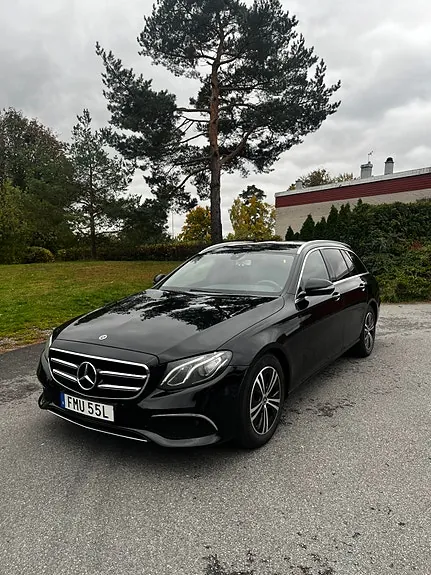 Mercedes-Benz E220