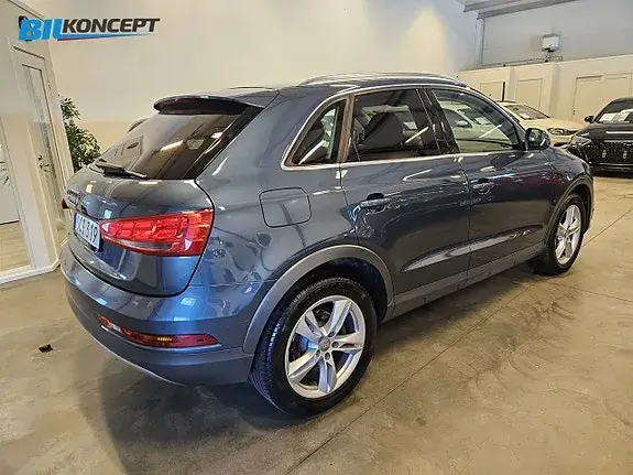 Audi Q3 2016 photo 4