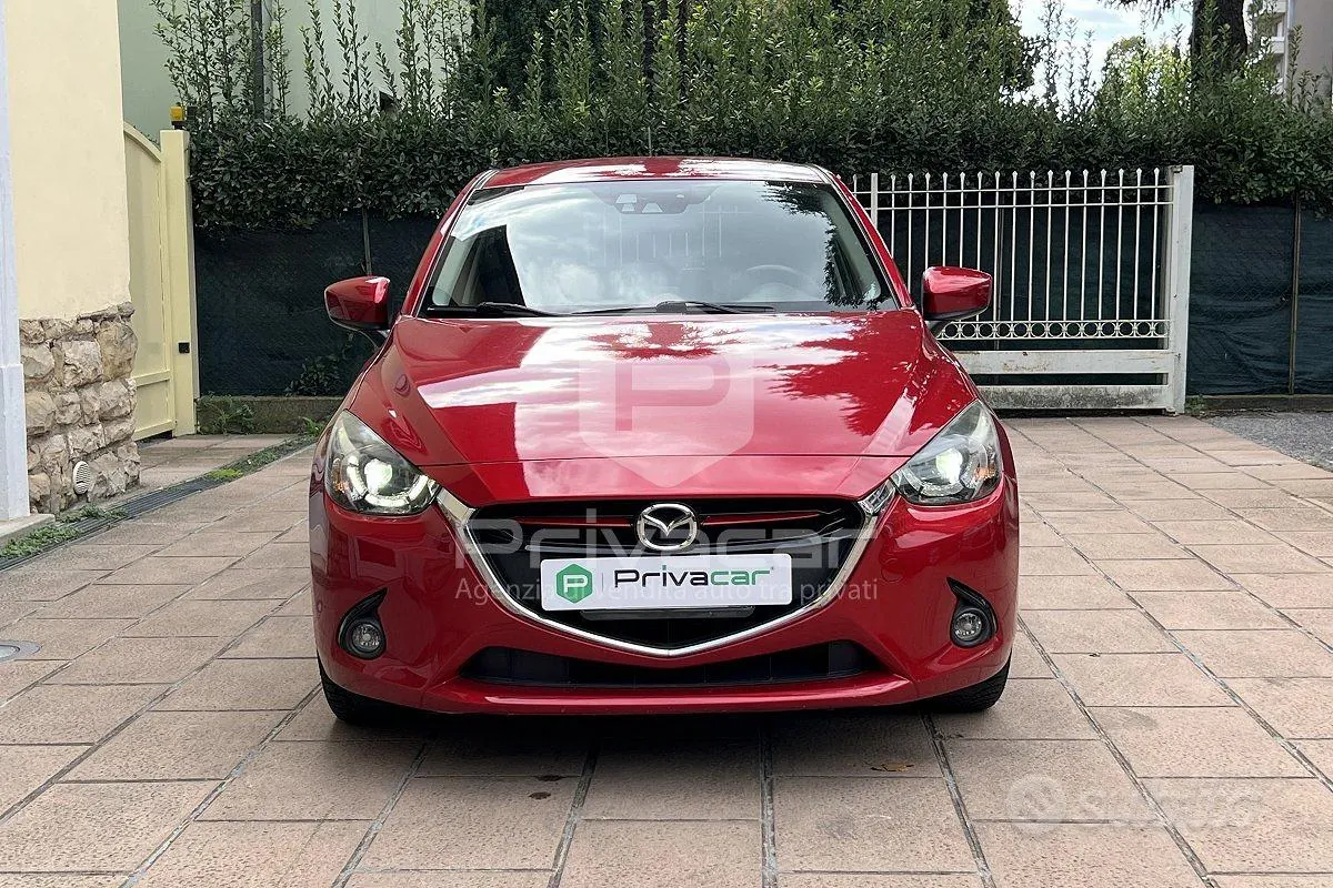 Mazda Mazda2 2016 photo 2