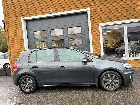 Volkswagen Golf 6 2011 photo 4