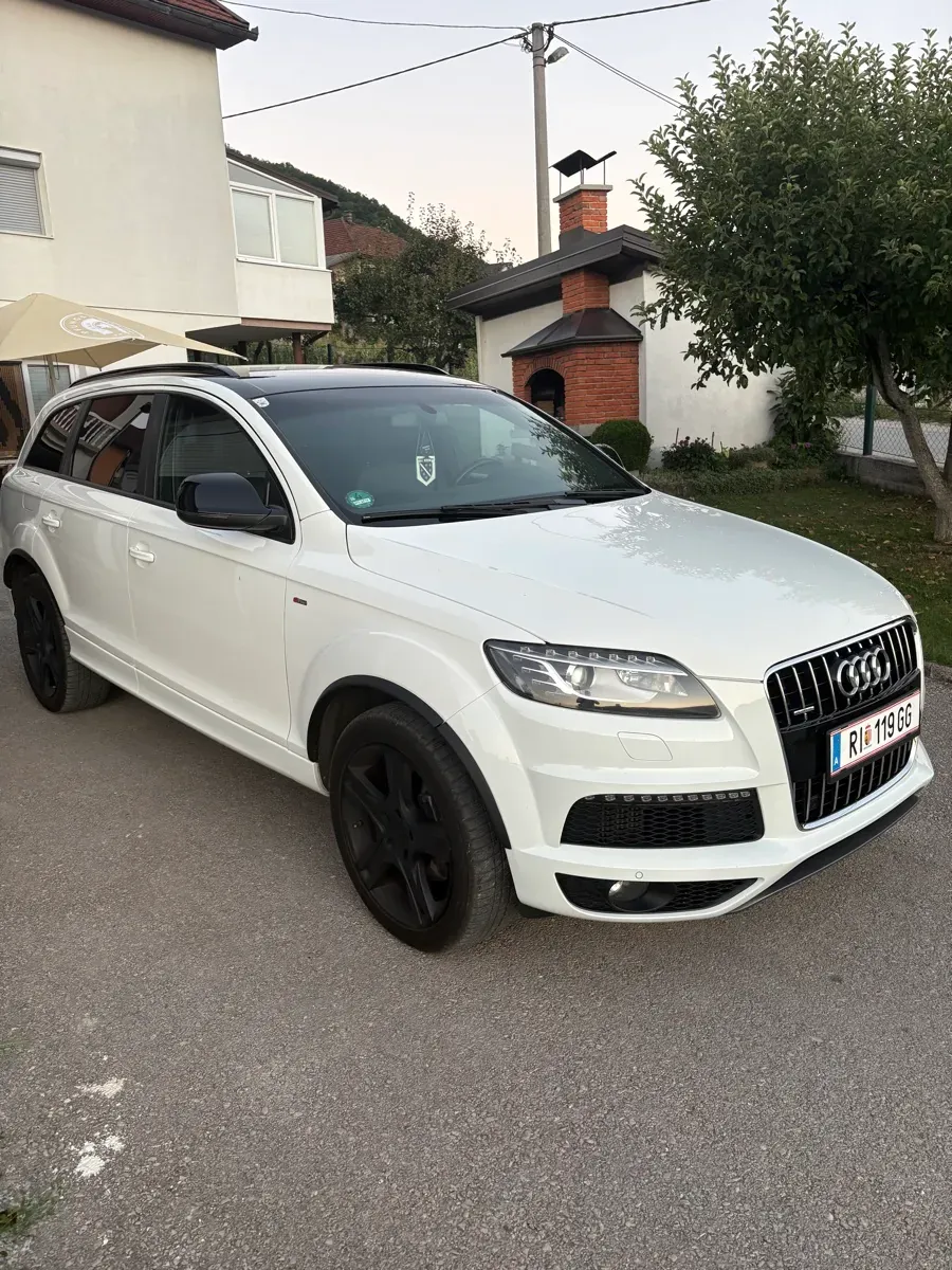 Audi Q7 2014 photo 3
