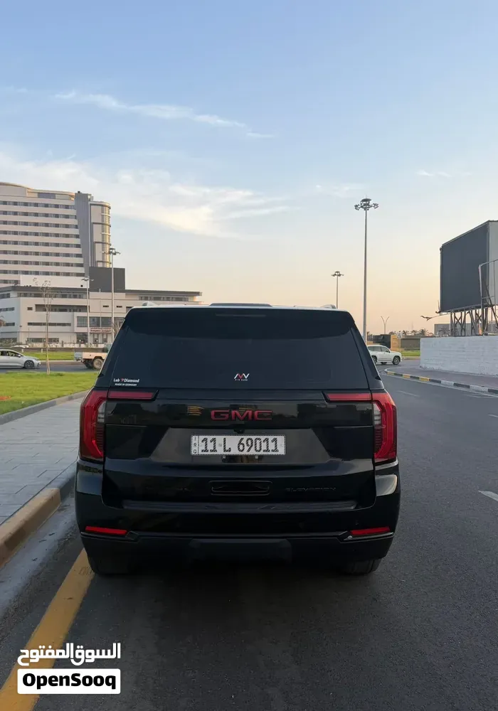 GMC Yukon 2025 photo 4