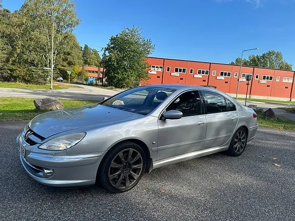 Peugeot 607