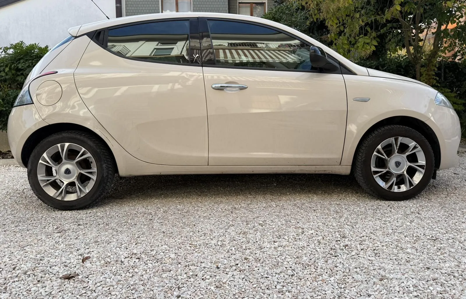 Lancia Ypsilon 2016 photo 4