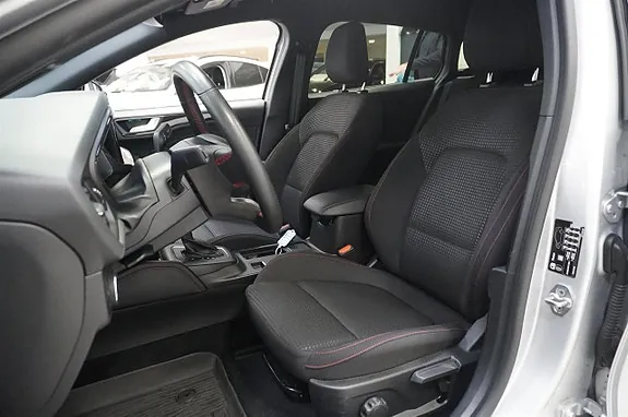 Ford Focus 2024 photo 4