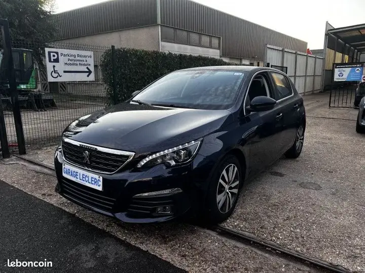 Peugeot 308 2020 photo 3