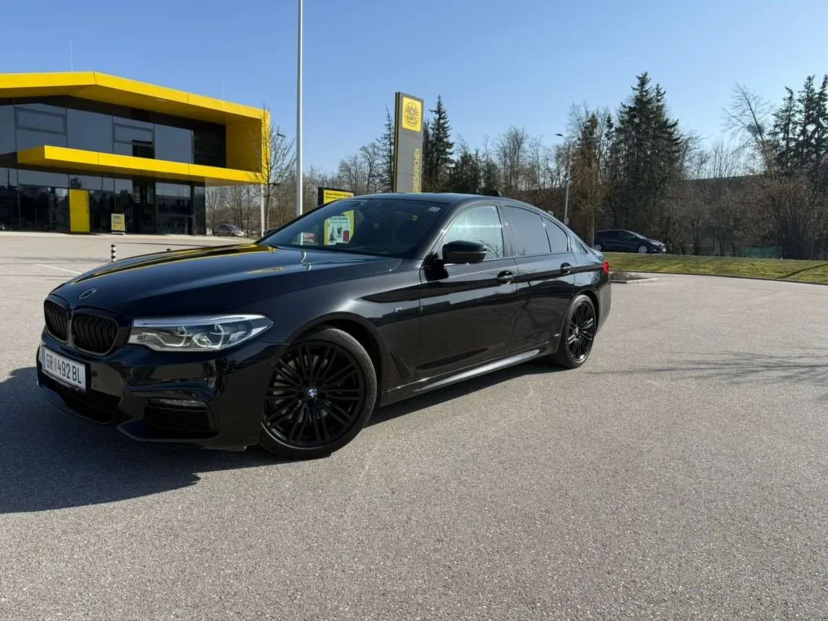 BMW 5 Series 2019 photo 3