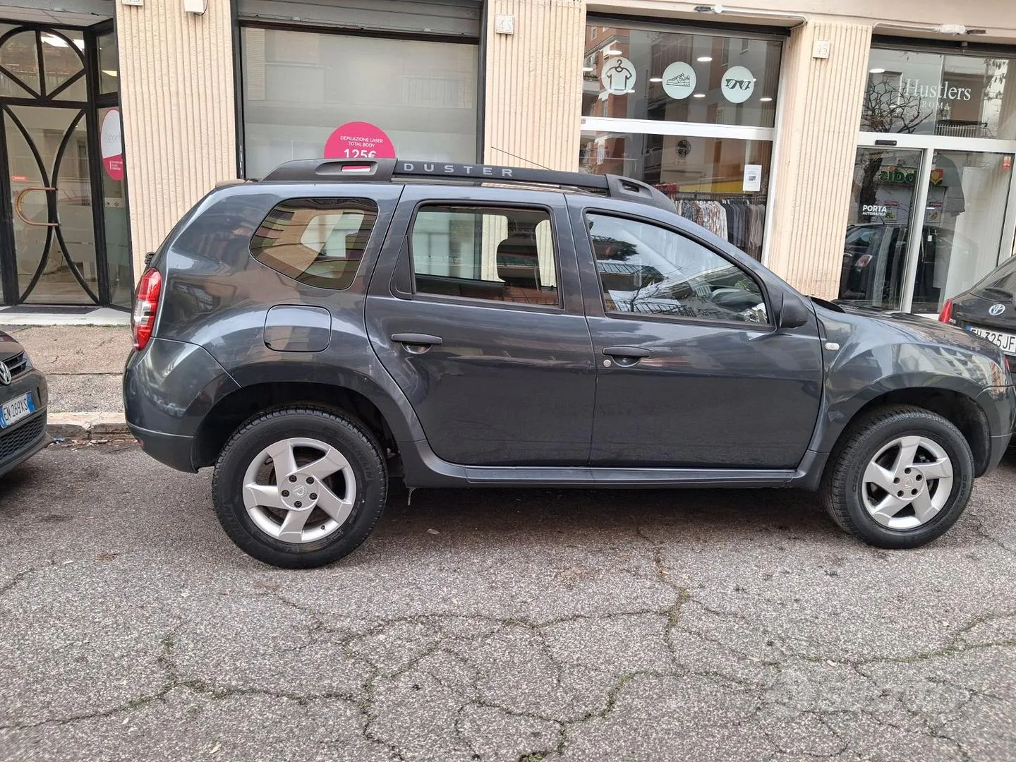 Dacia Duster 2012 photo 3