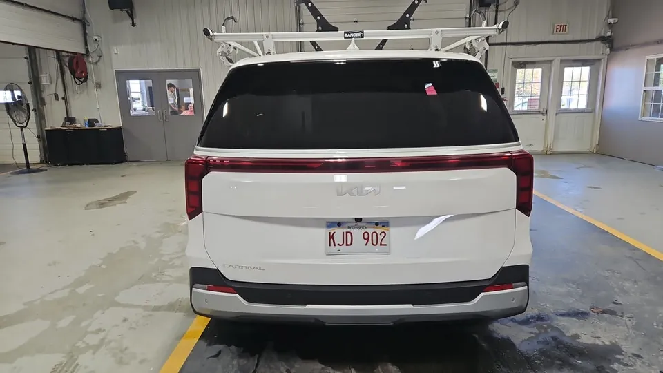 Kia Carnival 2025 photo 4