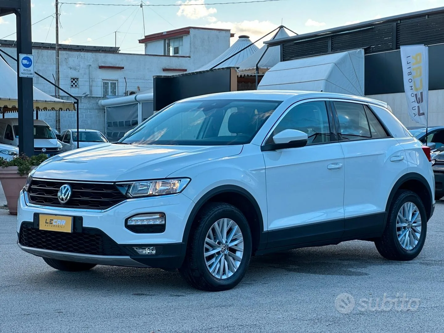 Volkswagen T-Roc 2019 photo 3