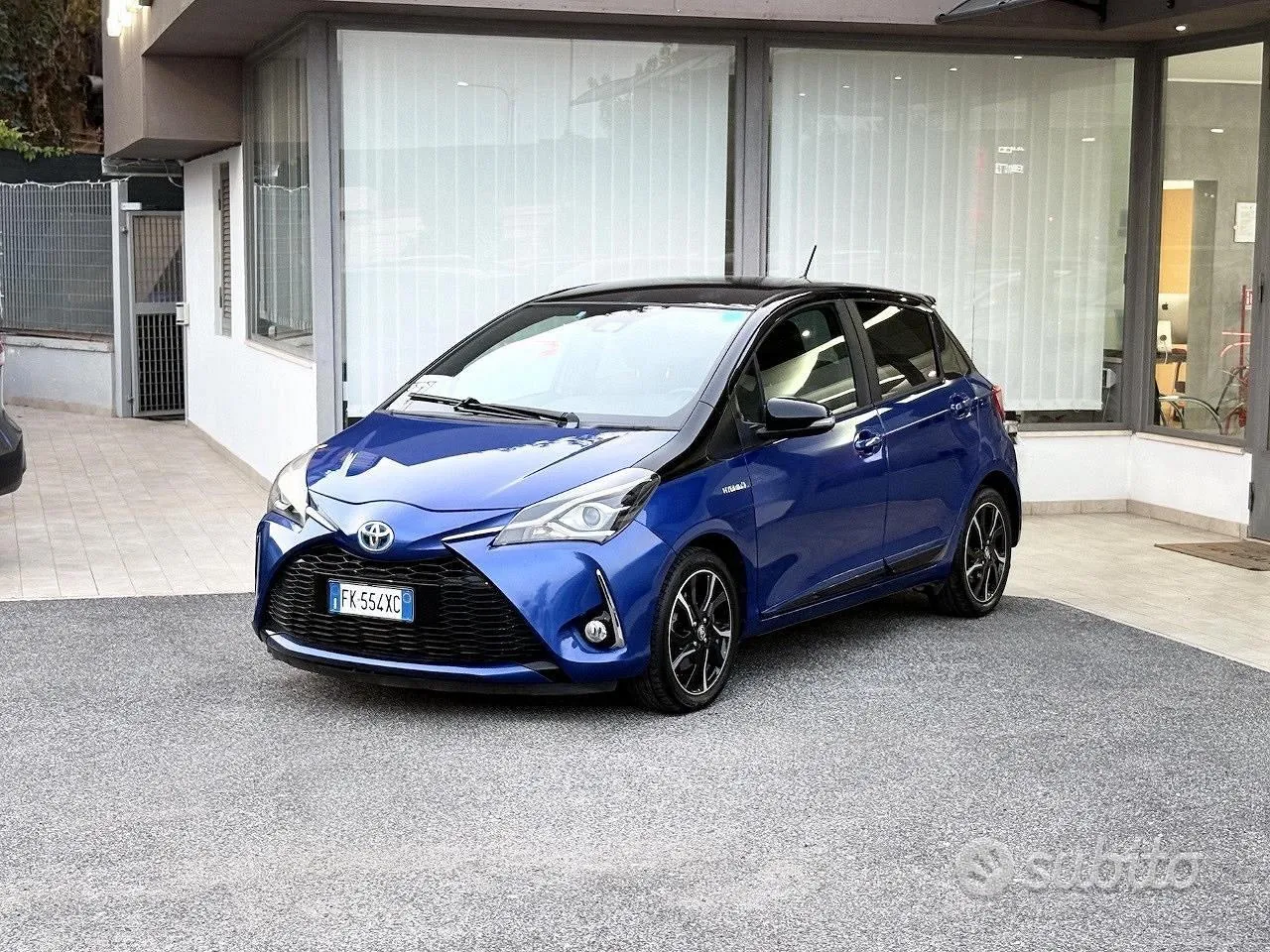 Toyota Yaris 2017 photo 3