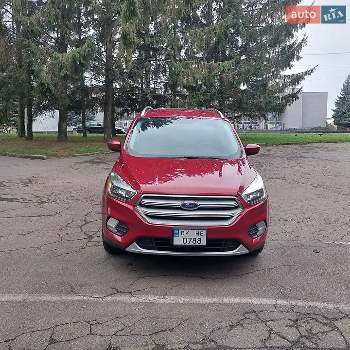 Ford Escape 2019 photo 3