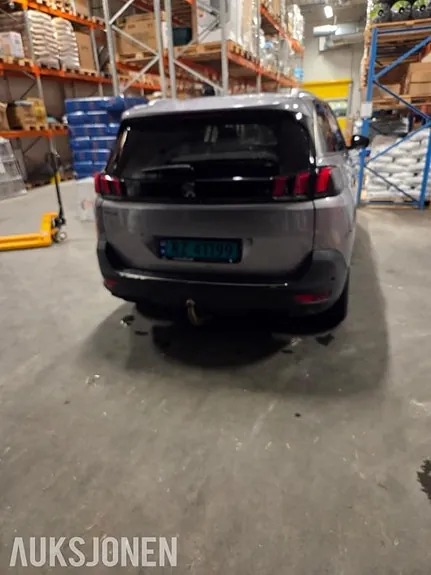 Peugeot 5008 2018 photo 5