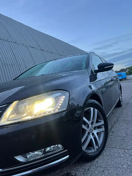 Volkswagen Passat 2012 photo 5