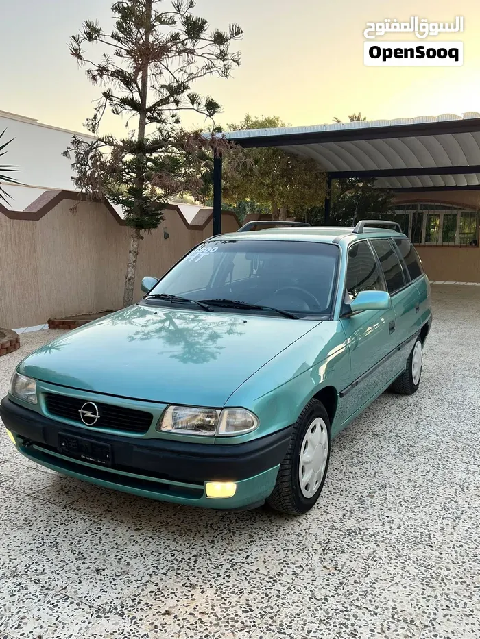 Opel Astra 1997 photo 2
