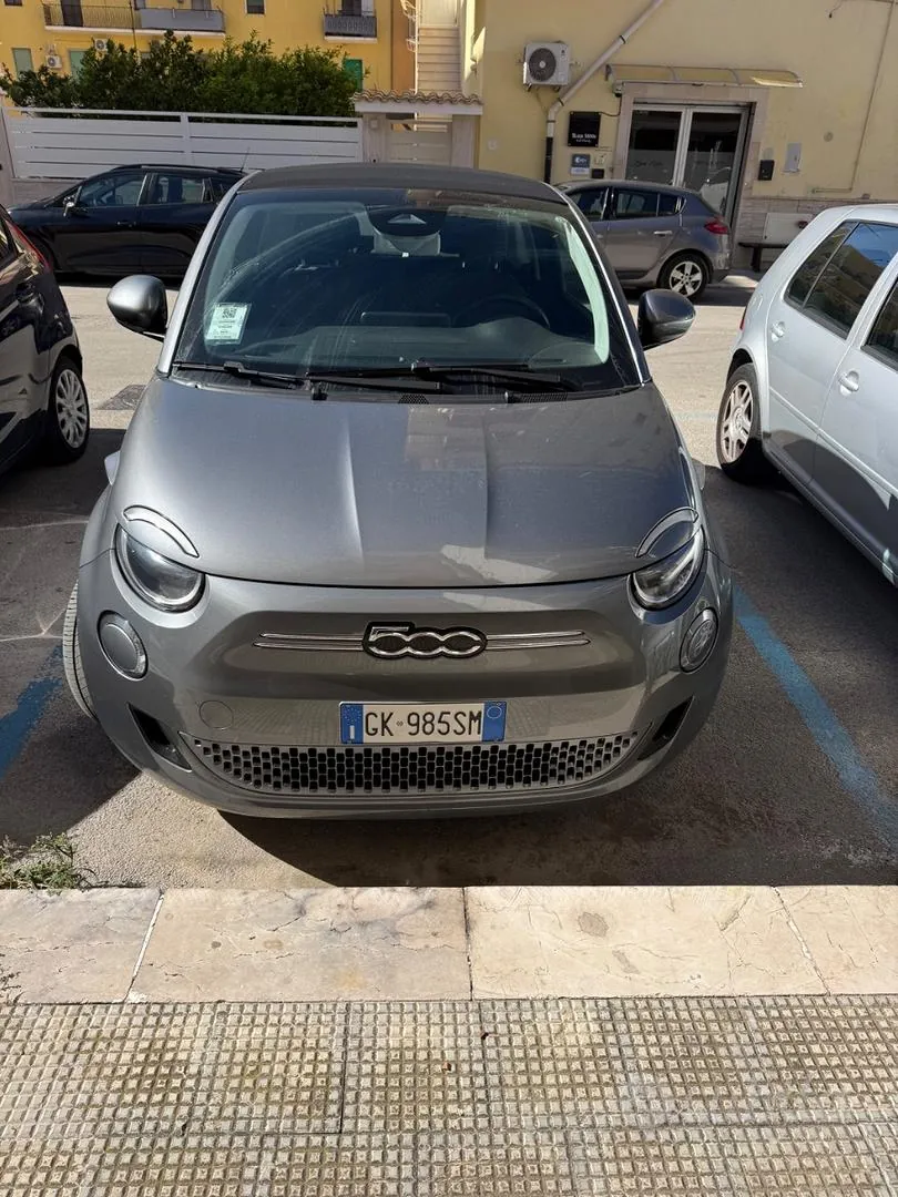 Fiat 500E