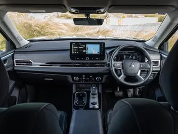 Mitsubishi Outlander 2026 photo 3
