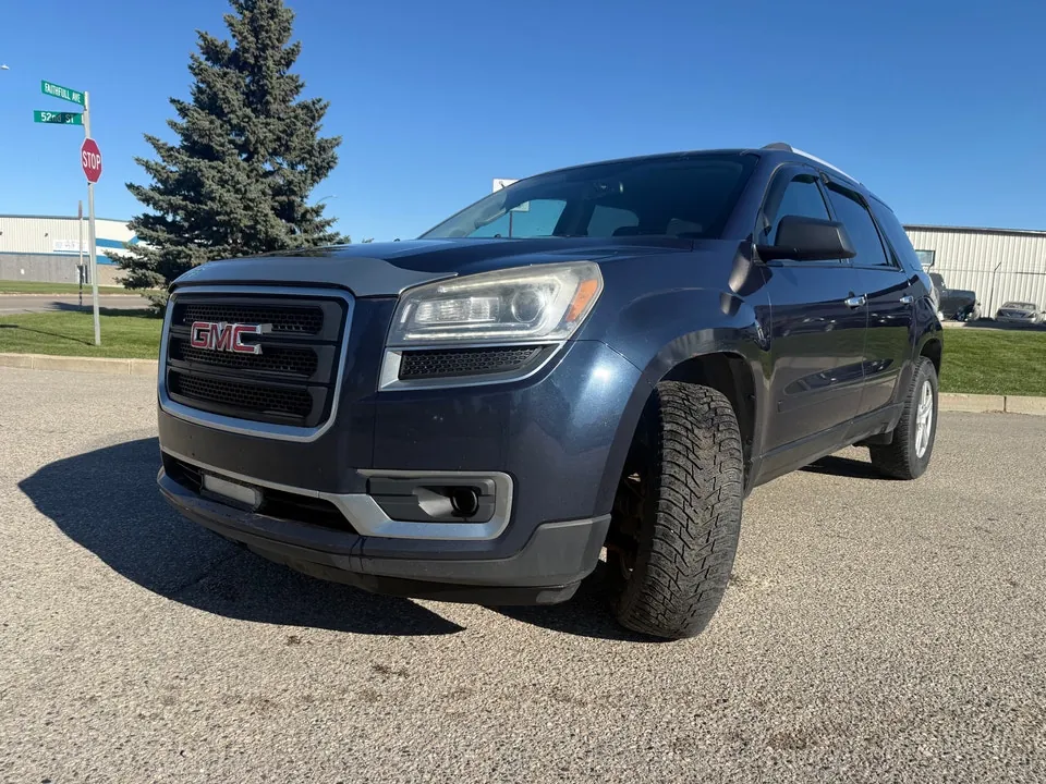 GMC Acadia 2015 photo 2