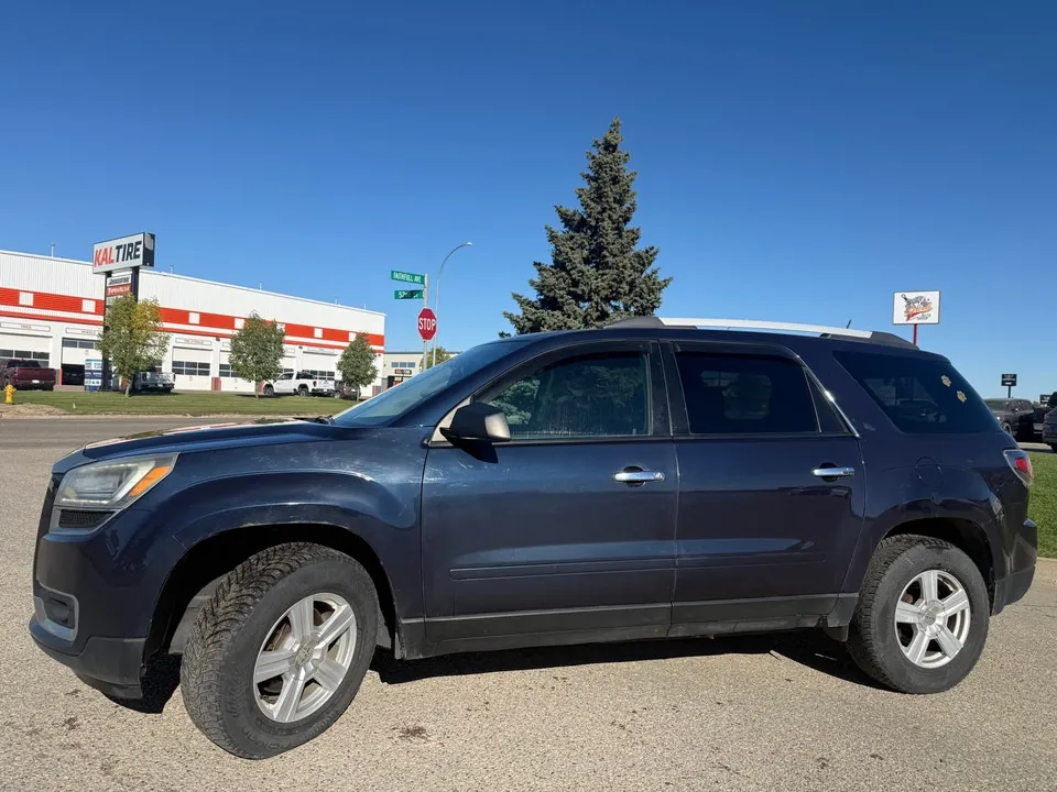 GMC Acadia 2015 photo 3