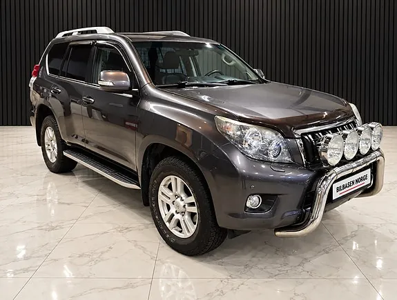 Toyota Land Cruiser 2012 photo 3