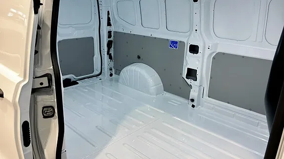 Ford Custom 2027 photo 5