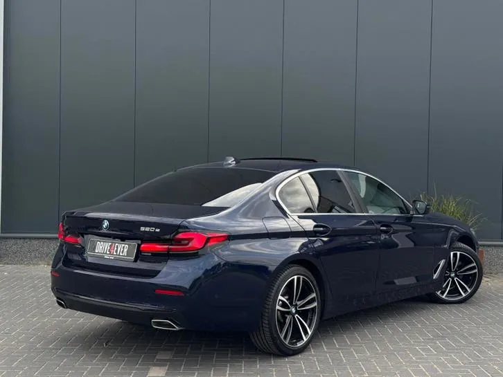 BMW 5-Serie 2022 photo 3