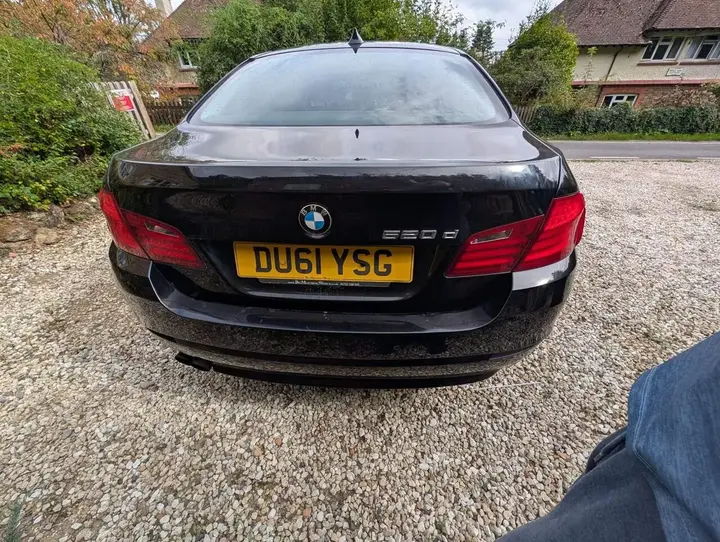 BMW 5 Series 2011 photo 5