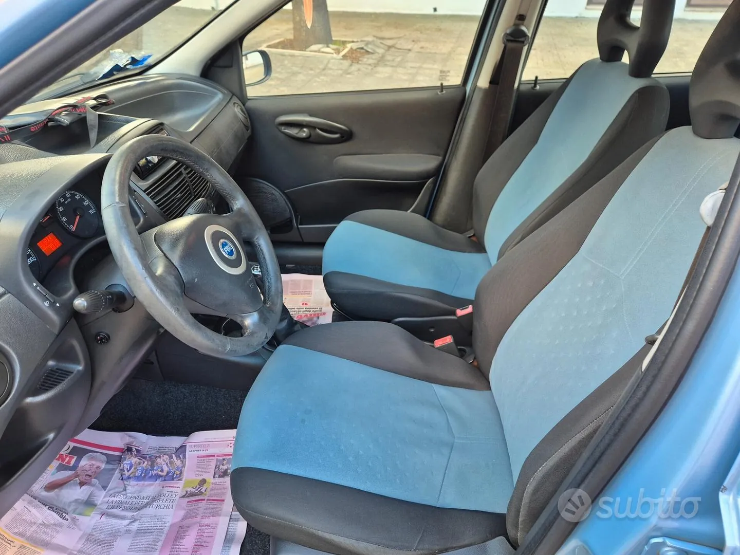 Fiat Punto 2006 photo 2