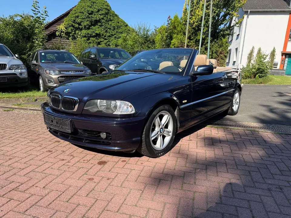 BMW 320I