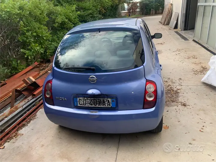 Nissan Micra 2004 photo 5