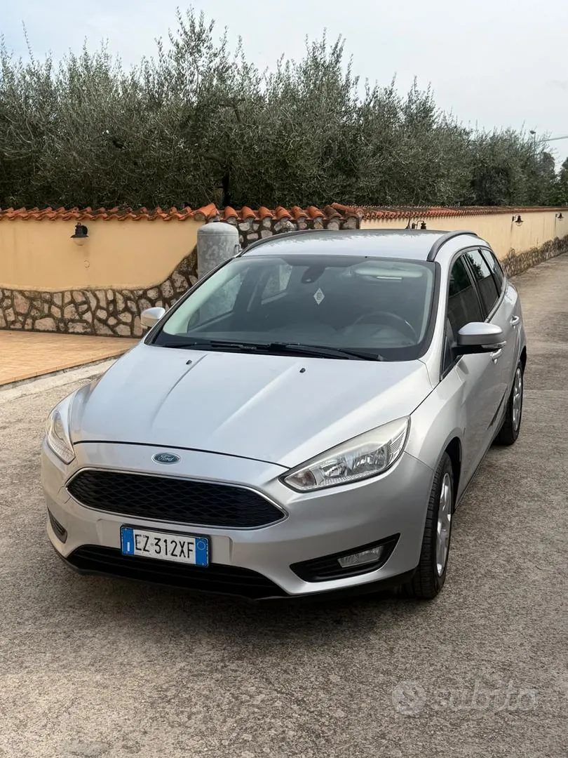 Ford Focus 2015 photo 2
