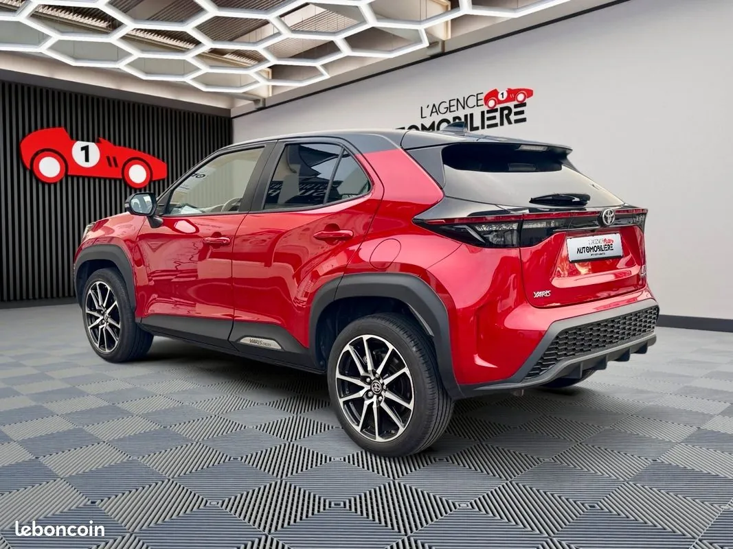 Toyota Yaris Cross 2023 photo 3