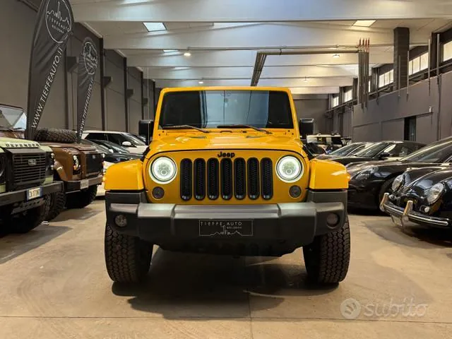 Jeep Wrangler Unlimited 2015 photo 2
