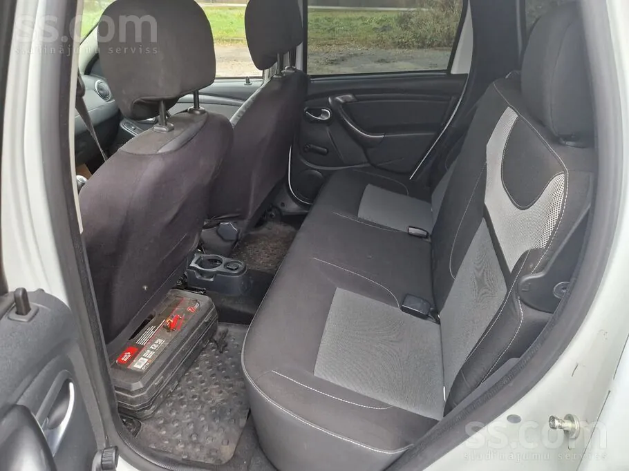 Dacia Duster 2017 photo 3