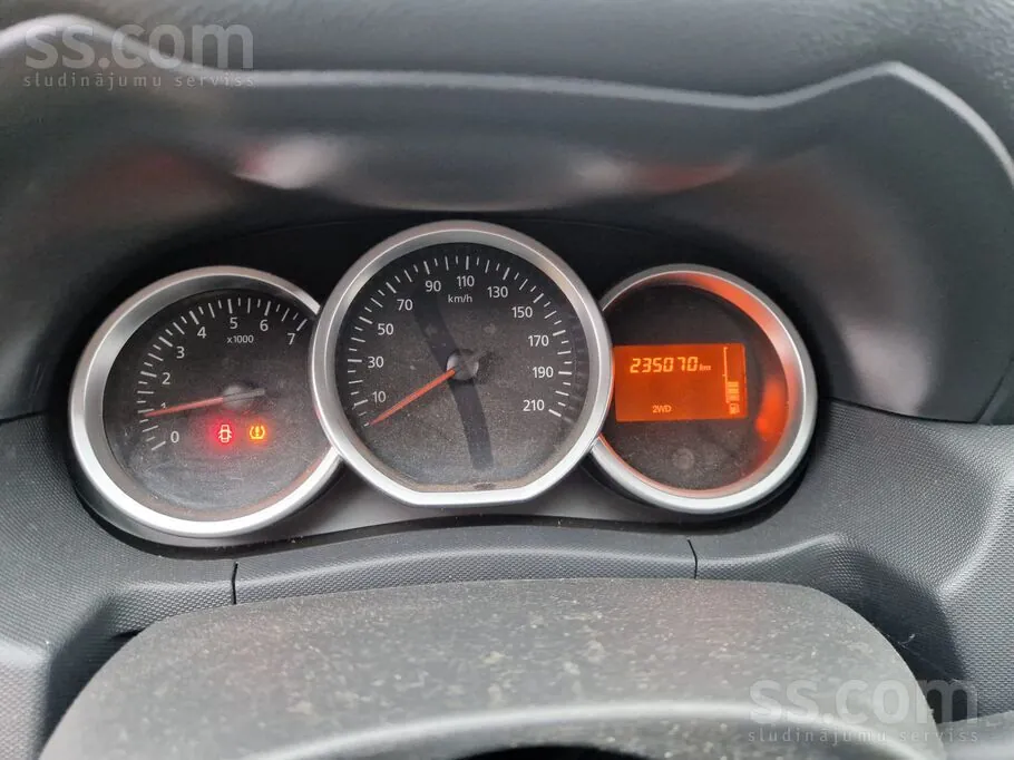 Dacia Duster 2017 photo 4