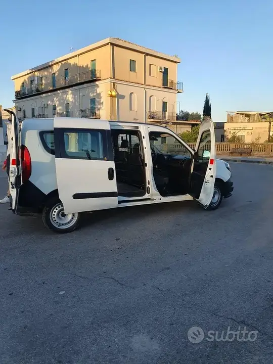 Fiat Doblo 2025 photo 2