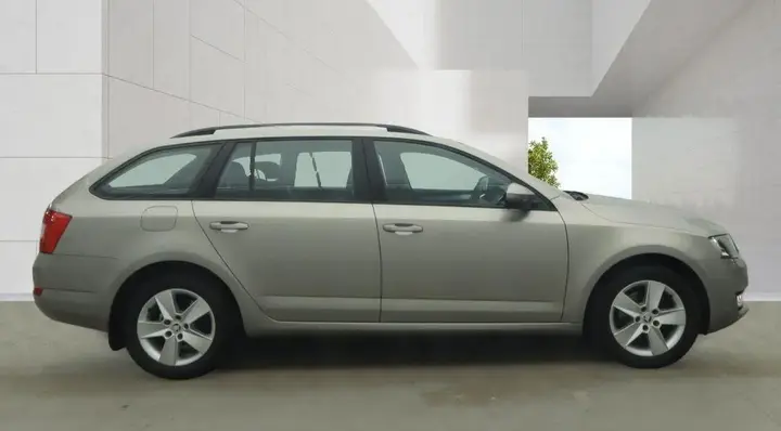 Skoda Octavia 2015 photo 3