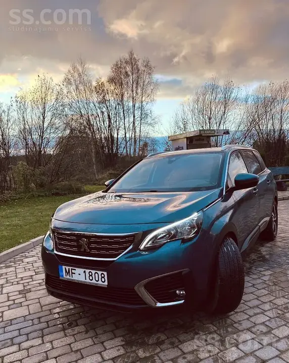Peugeot 5008